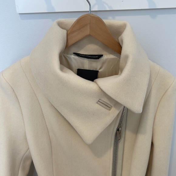 Mackage coat - Picture 3 of 13